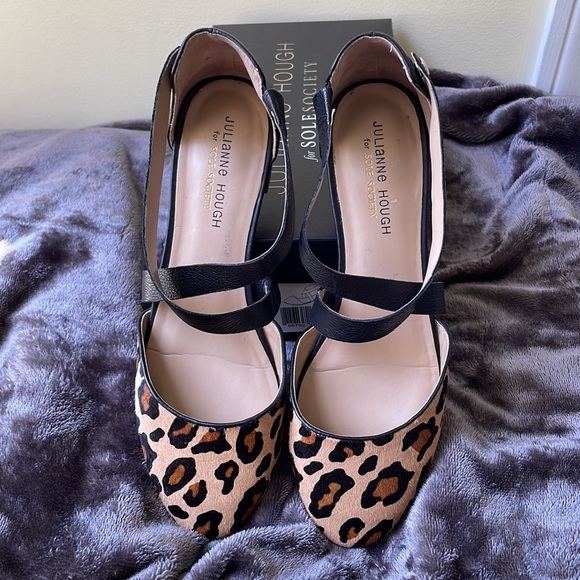 Sole Society “Ananda” Flats by Julianne Hough, Gently Pre-Loved - Picture 2 of 5